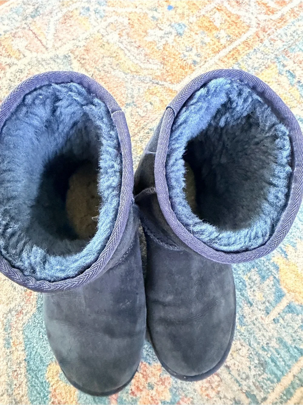UGG Classic Short Boots Kids Size 6 Navy Blue Sheepskin Suede PullOn Winter Boot